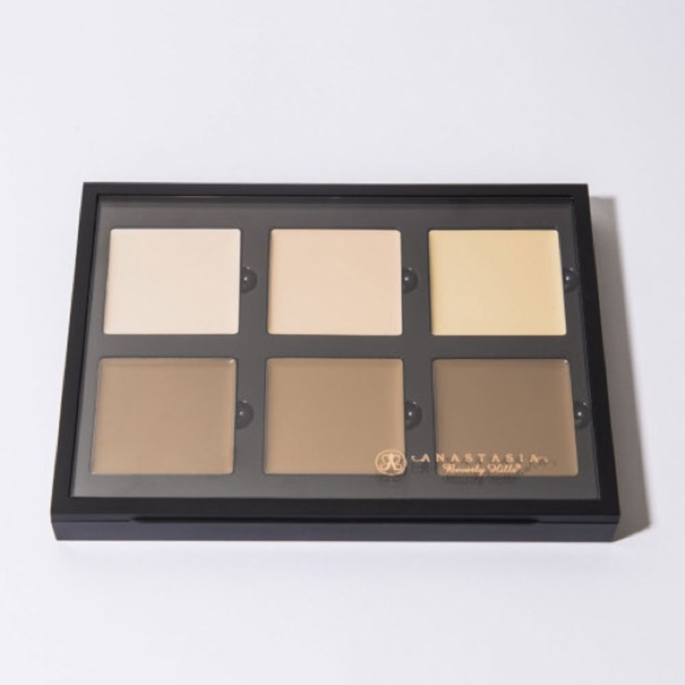 Anastasia Beverly Hills cream contour kit